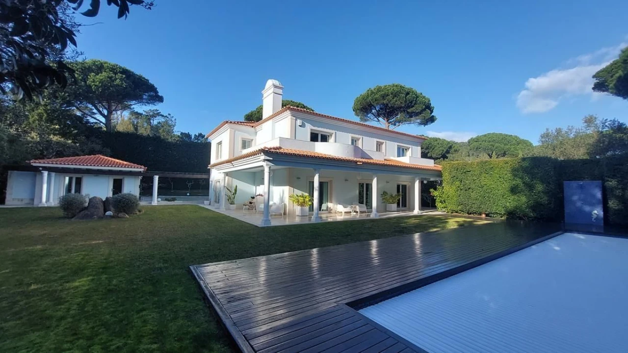 Moradia T6 para Venda em Linhó Foto 7