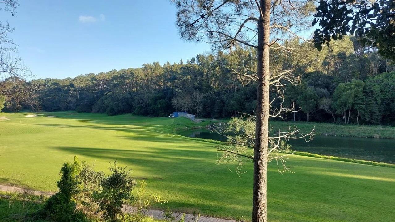 Moradia T6 para Venda em Linhó Foto 16