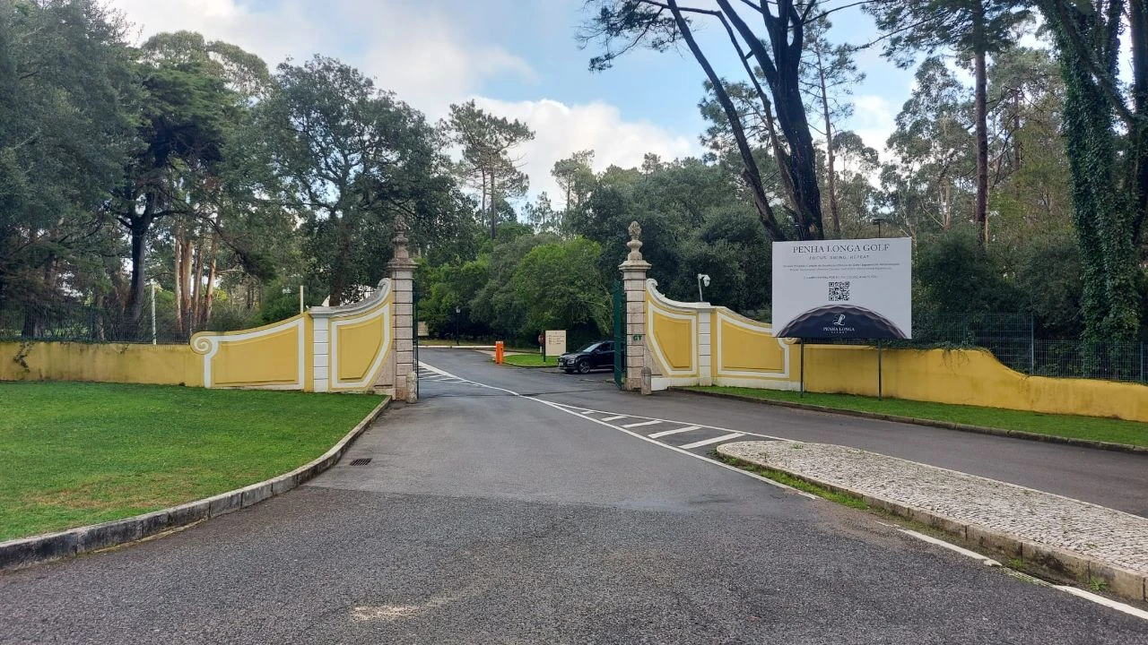 Moradia T6 para Venda em Linhó Foto 14