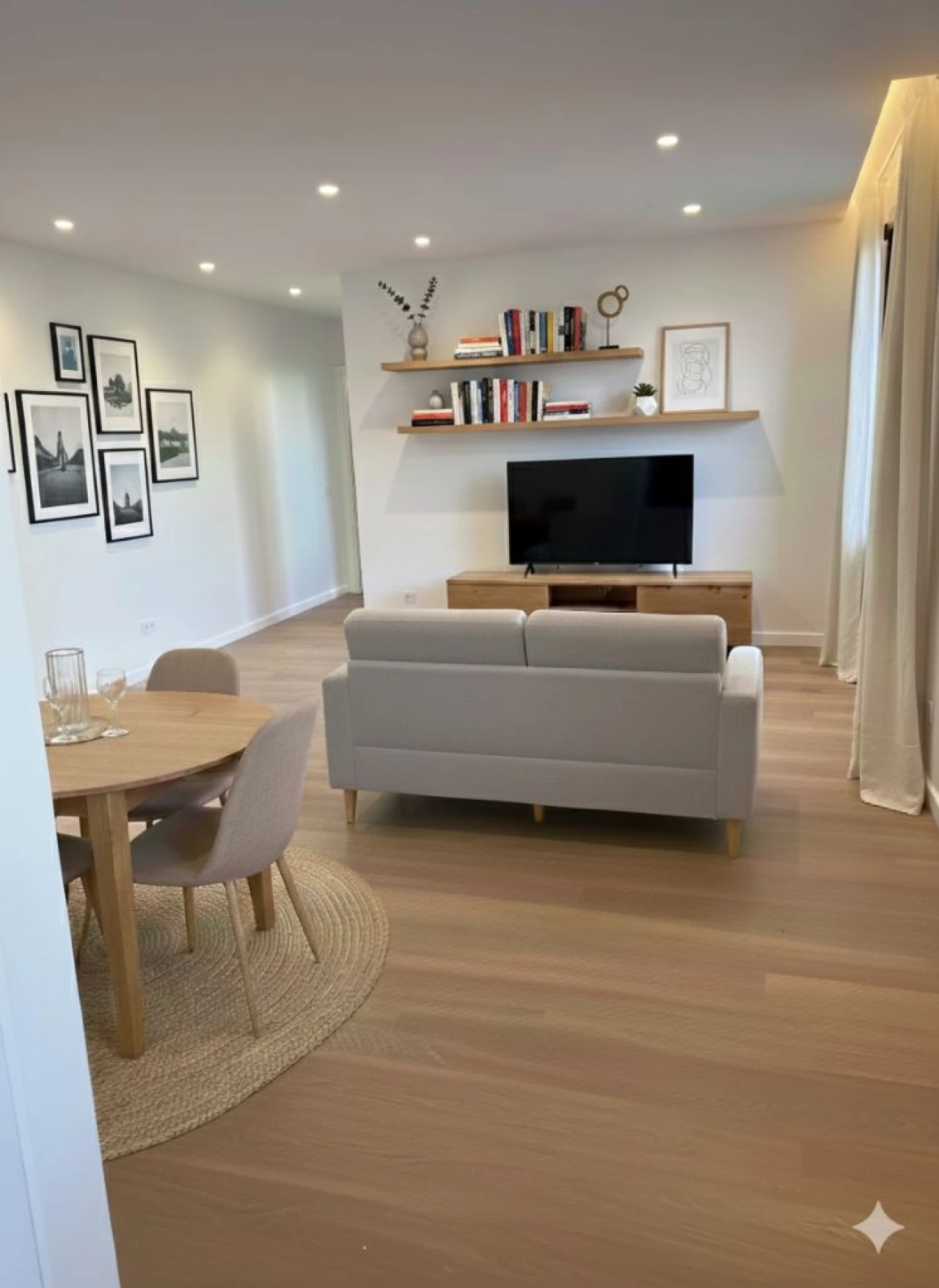 Apartamento T1 para Venda em Cova da Iria Foto 2