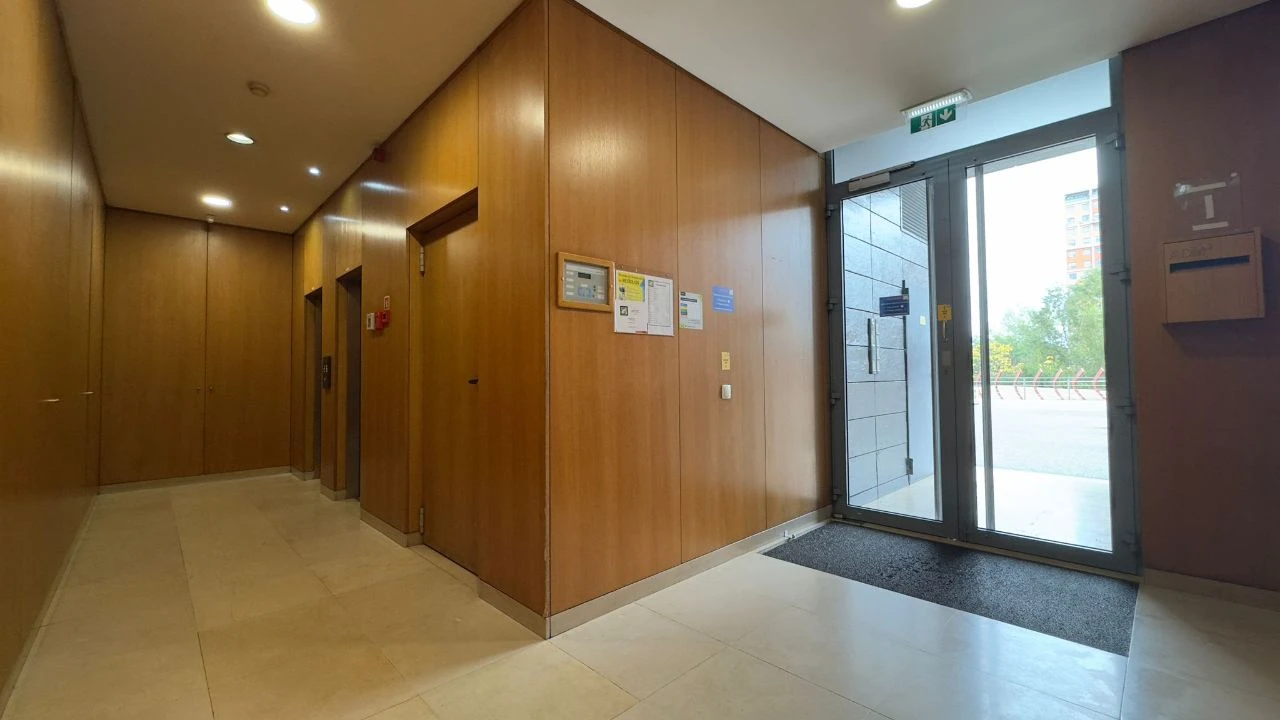 Apartamento T2 para Arrendamento em Lisboa Foto 1