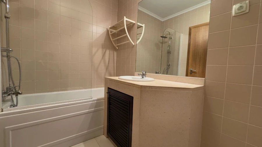 Apartamento T2 para Arrendamento em Lisboa Foto 14