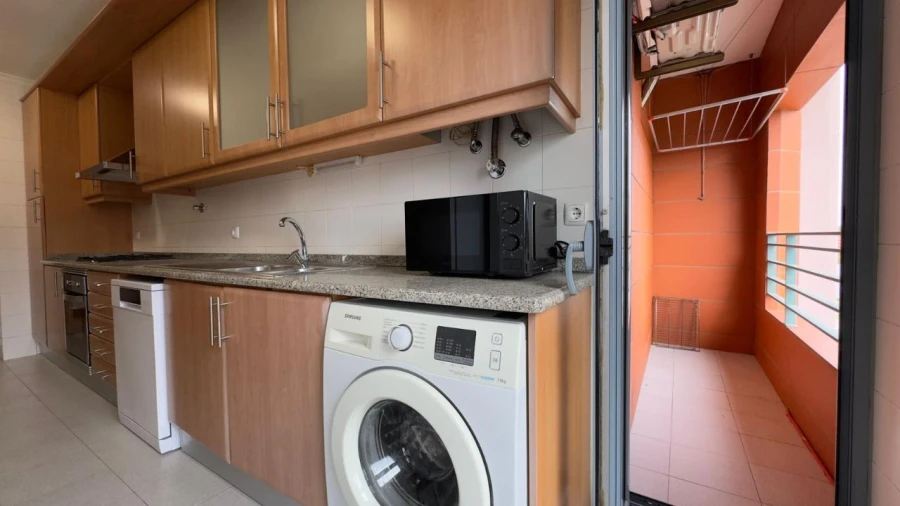 Apartamento T2 para Arrendamento em Lisboa Foto 6