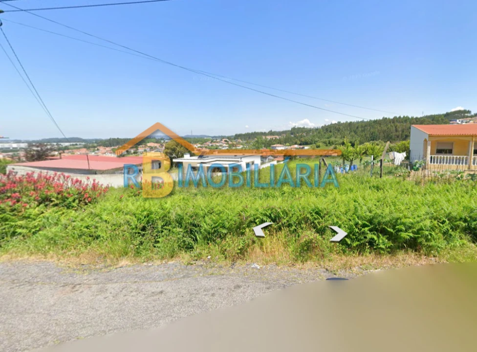 Terreno para Venda em Nogueira da Regedoura Foto 2