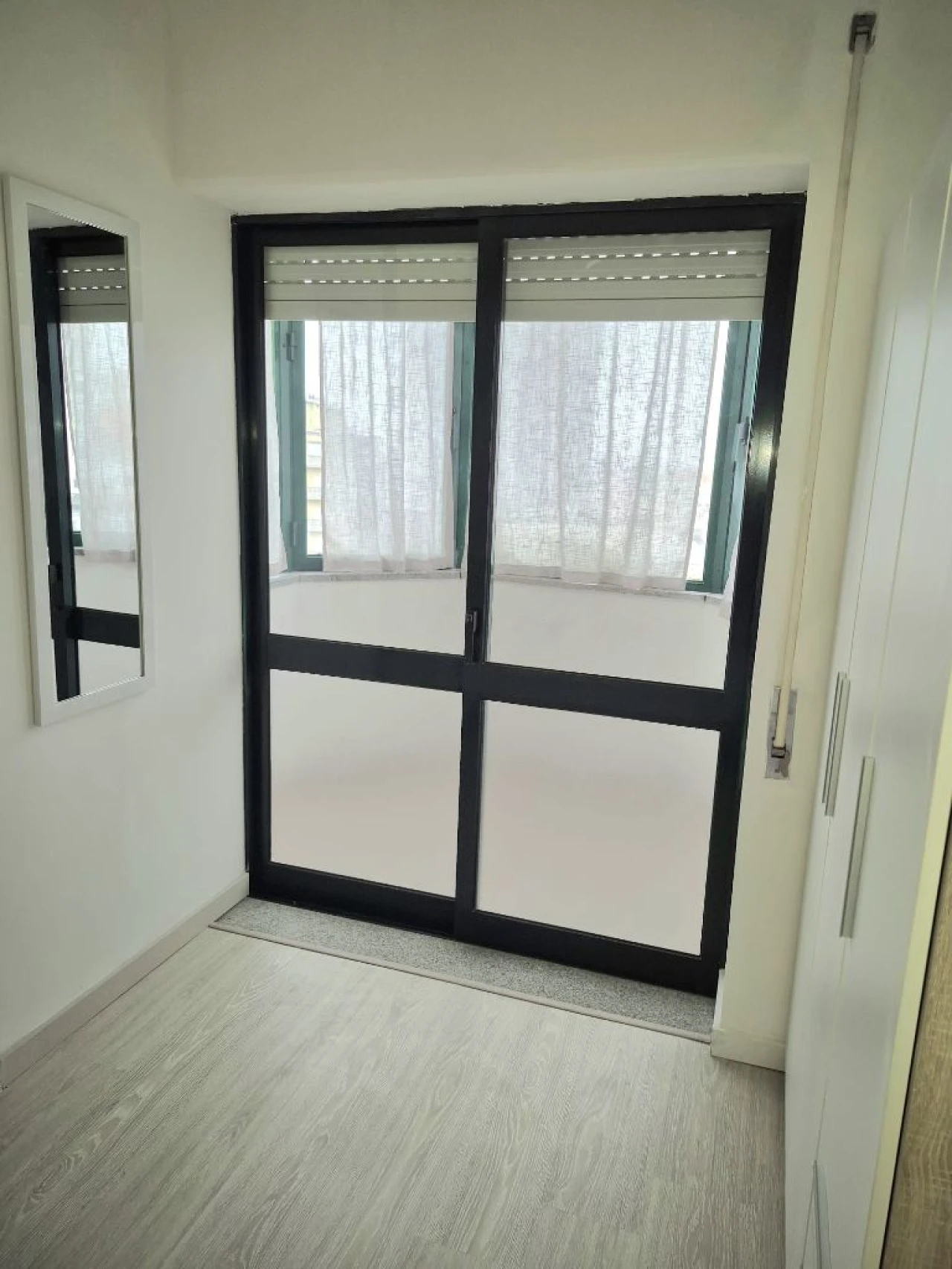 Apartamento T1 para Venda em Viseu Foto 13