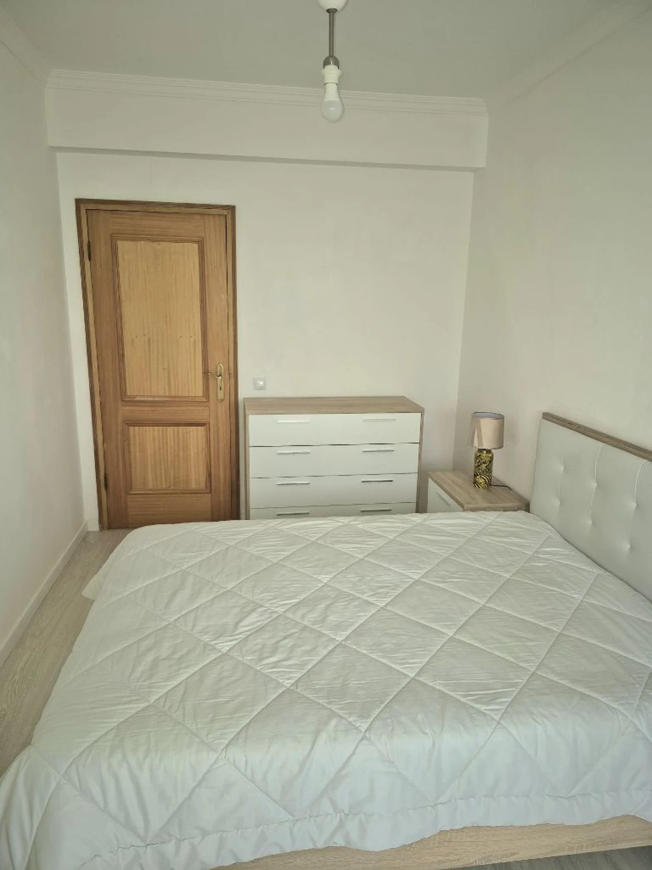 Apartamento T1 para Venda em Viseu Foto 9