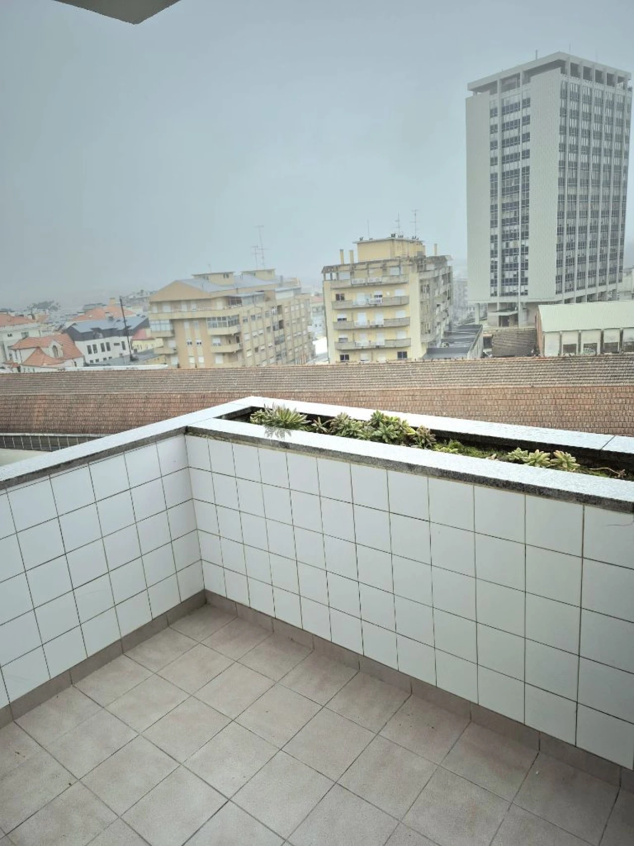 Apartamento T1 para Venda em Viseu Foto 27