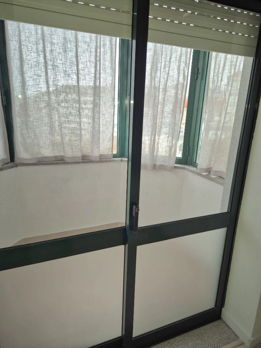 Apartamento T1 para Venda em Viseu Foto 15