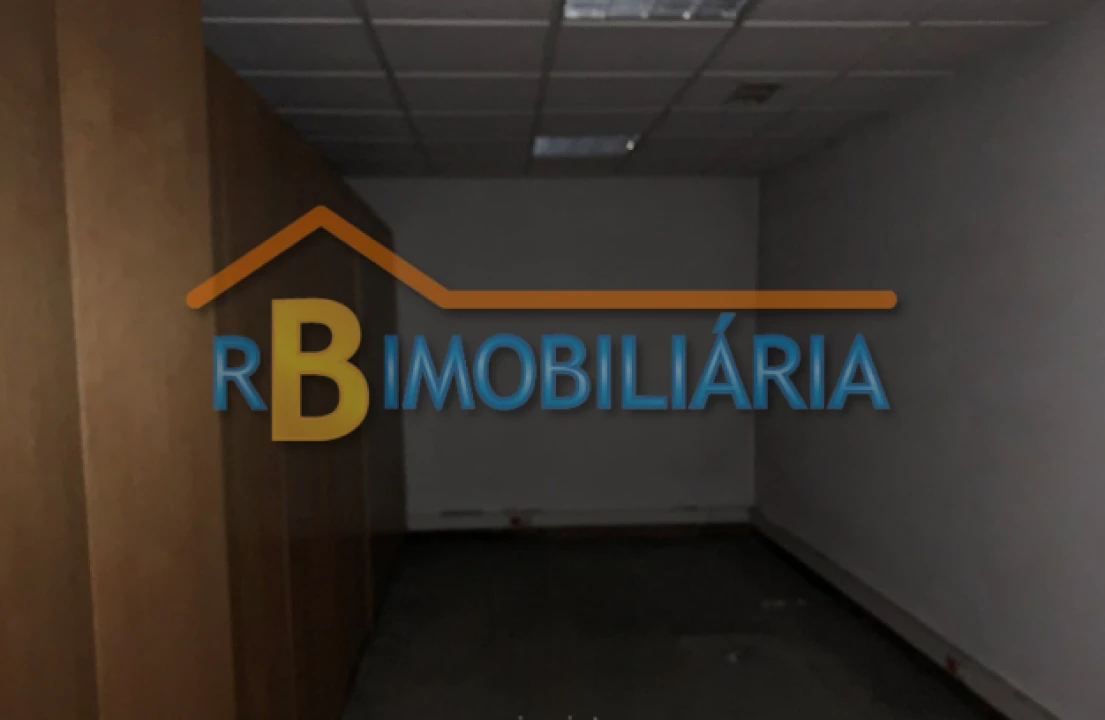 Loja para Venda em Santa Maria de Lamas Foto 4