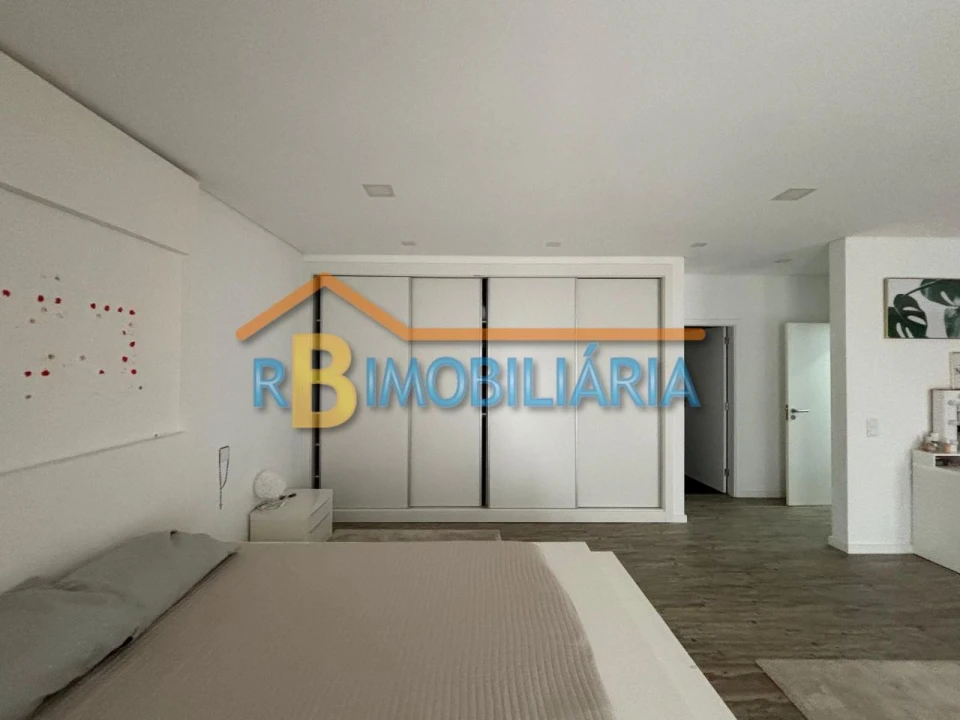 Moradia T3 para Venda em Urrô Foto 8