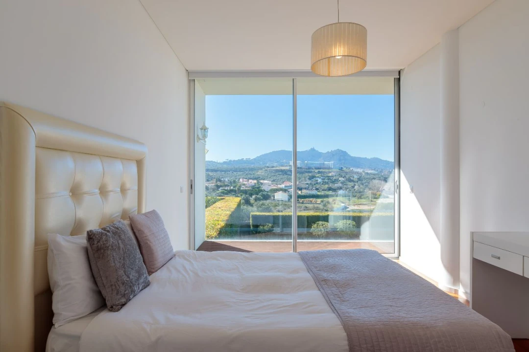 Moradia T4 para Arrendamento em Sintra Foto 21