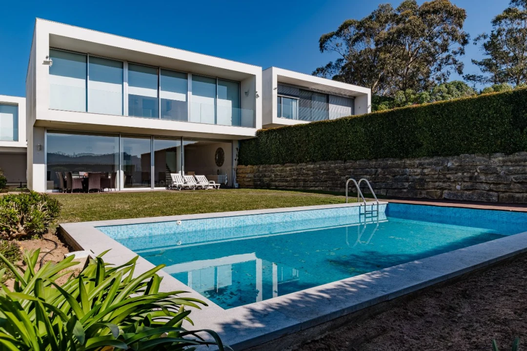 Moradia T4 para Arrendamento em Sintra Foto 39