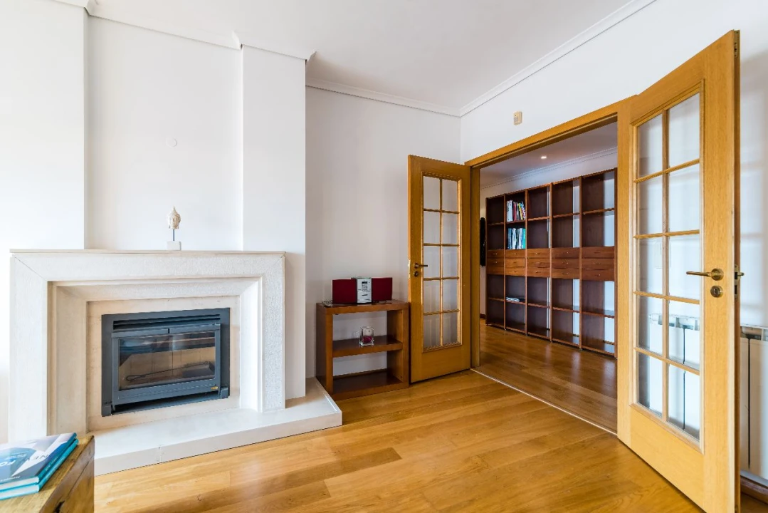 Apartamento T2 para Arrendamento em Cascais Foto 24