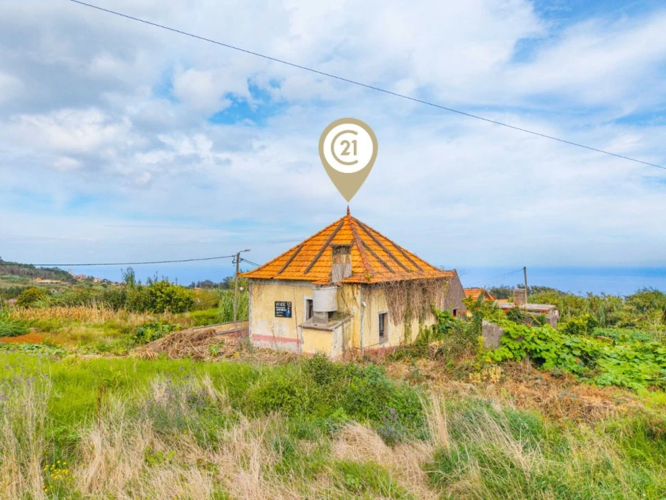 Moradia T2 para Venda em Levada Grande Foto 2