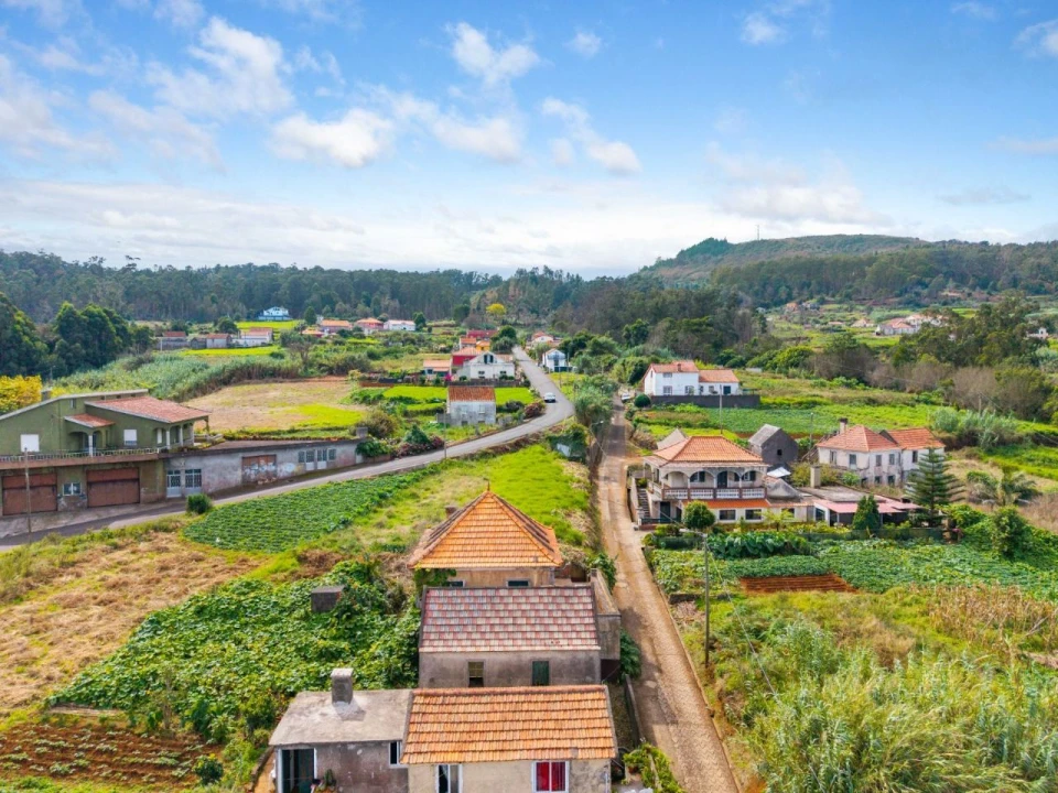 Moradia T2 para Venda em Levada Grande Foto 4