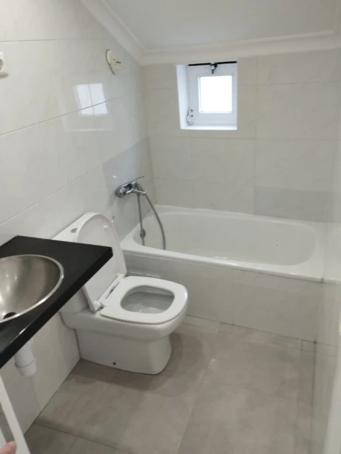 Apartamento T2 para Arrendamento em Lisboa