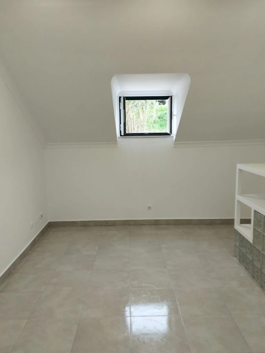 Apartamento T2 para Arrendamento em Lisboa Foto 4