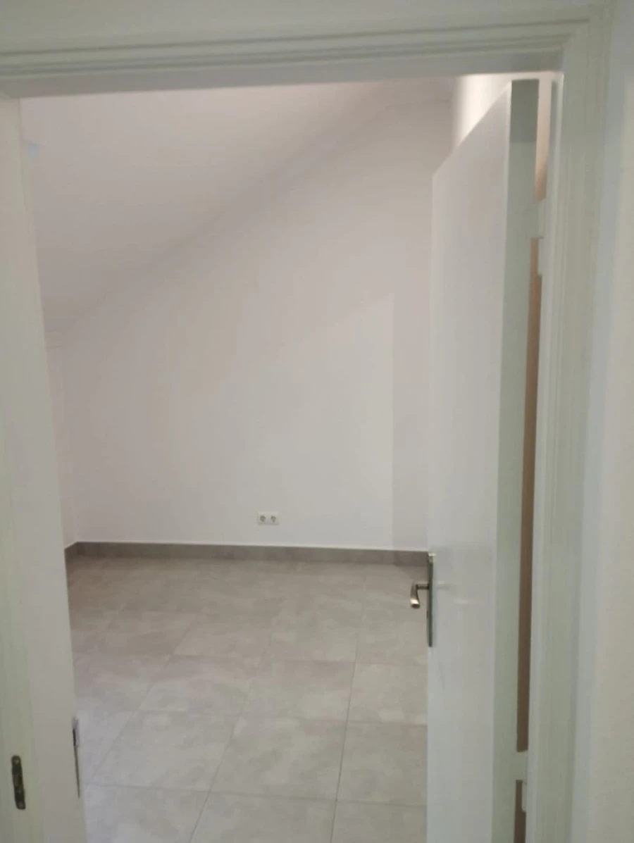 Apartamento T2 para Arrendamento em Lisboa Foto 13