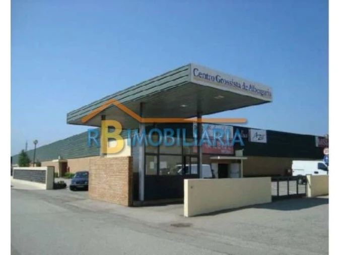 Loja para Venda em Albergaria-A-Velha Foto 1