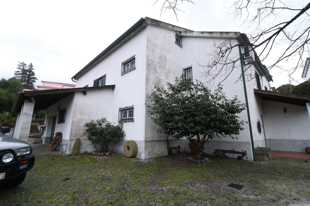 Moradia T6 para Venda em Gouveia Foto 3