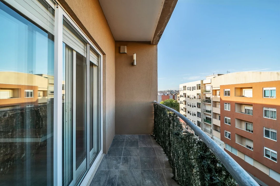 Apartamento T2 para Venda em Vila Nova de Gaia Foto 11