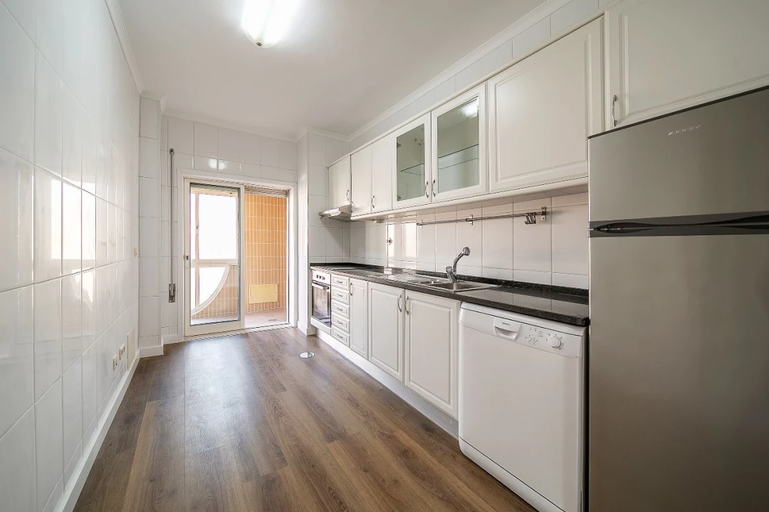 Apartamento T2 para Venda em Vila Nova de Gaia Foto 3