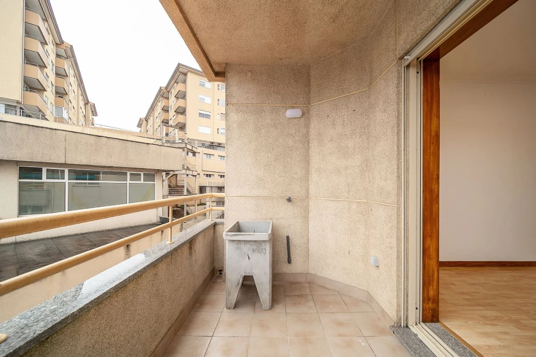 Apartamento T1 para Venda em Vila Nova de Gaia Foto 14