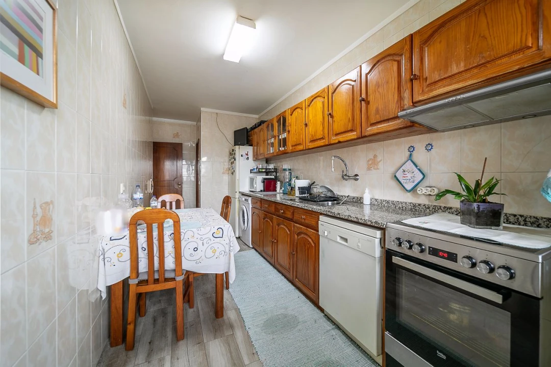 Apartamento T2 para Venda em Vila Nova de Gaia Foto 3
