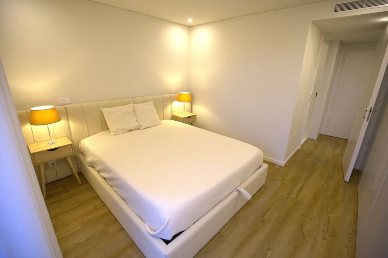 Apartamento T1 para Venda em Caldas das Taipas Foto 8