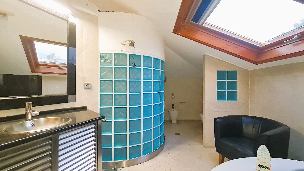 Apartamento T3 para Arrendamento em Funchal Foto 6