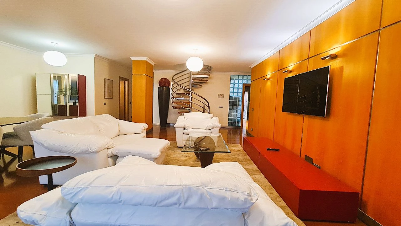 Apartamento T3 para Arrendamento em Funchal Foto 11