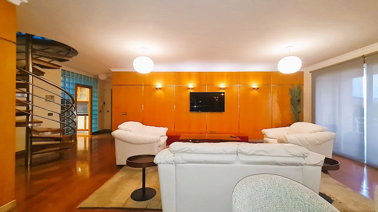 Apartamento T3 para Arrendamento em Funchal Foto 12