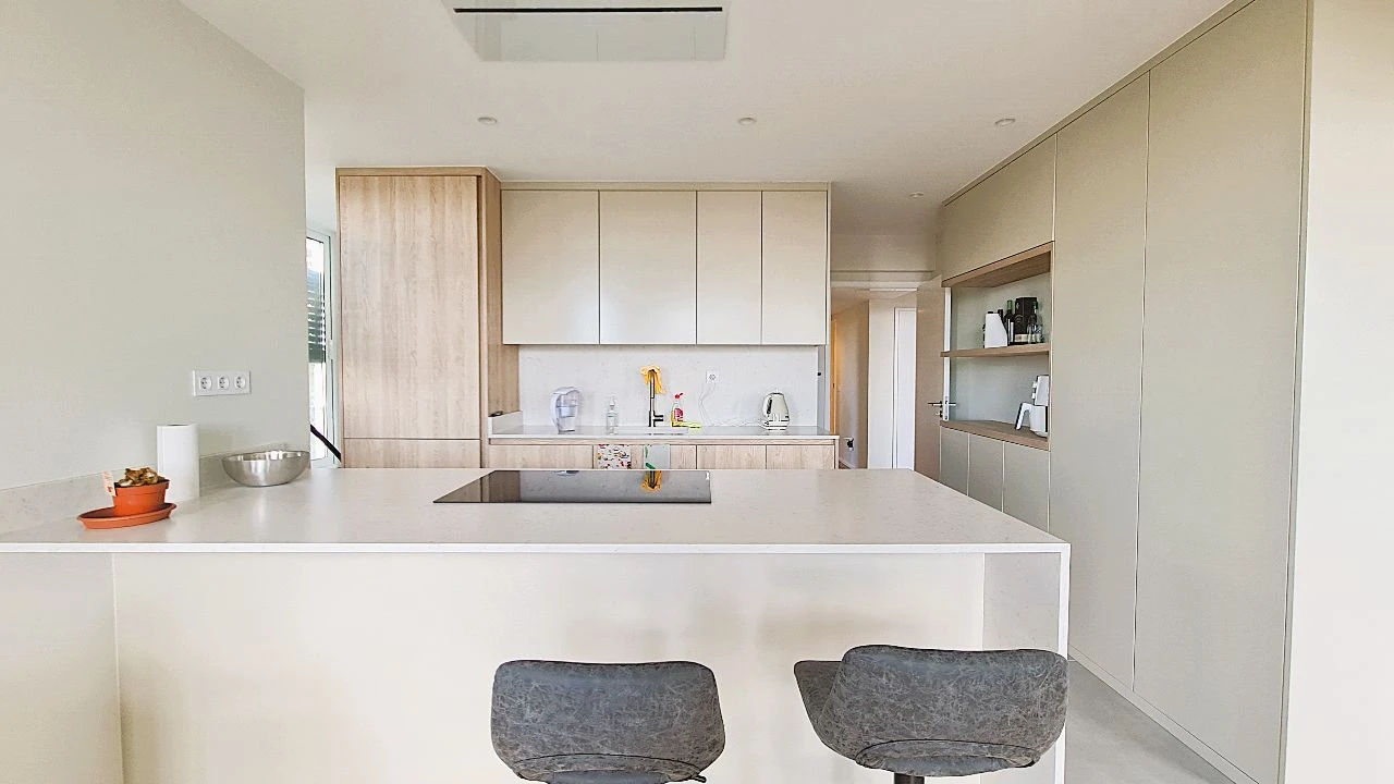 Apartamento T2 para Venda em Funchal Foto 2