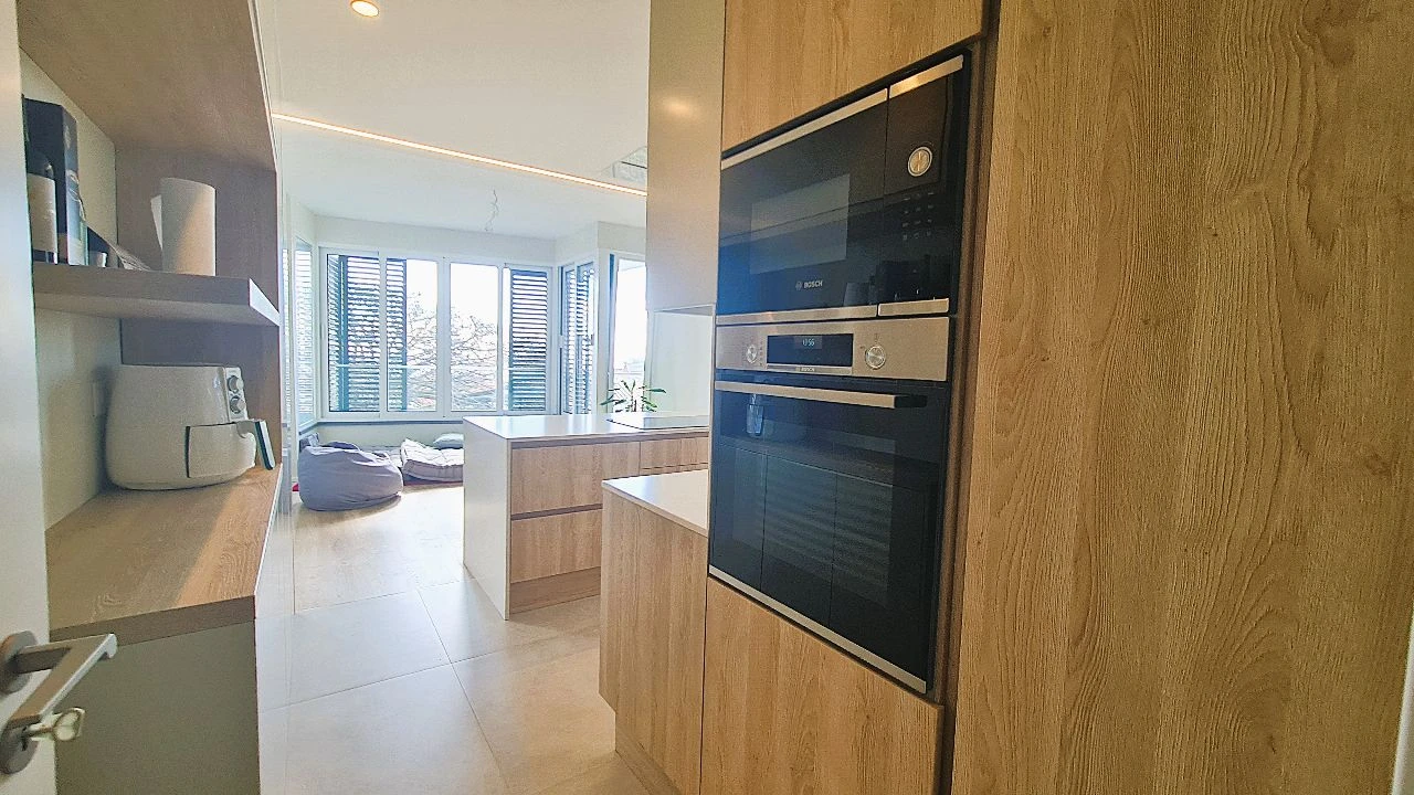 Apartamento T2 para Venda em Funchal Foto 6