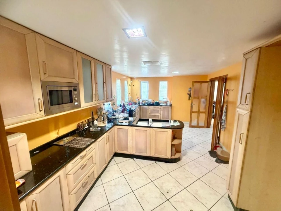 Moradia T4 para Venda em Porto Santo Foto 10