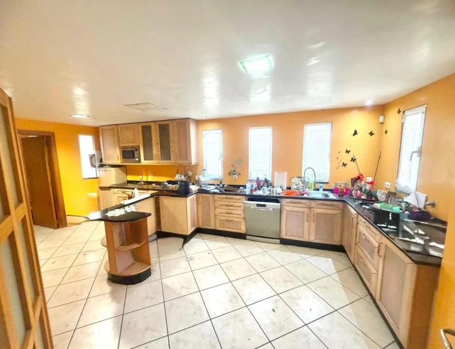 Moradia T4 para Venda em Porto Santo Foto 8