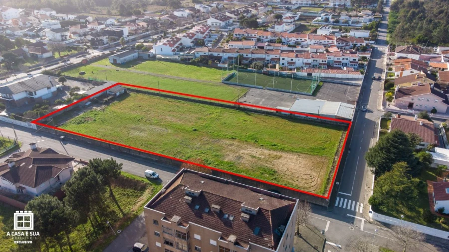 Terreno P/ Prédio para Venda em Ovar Foto 1