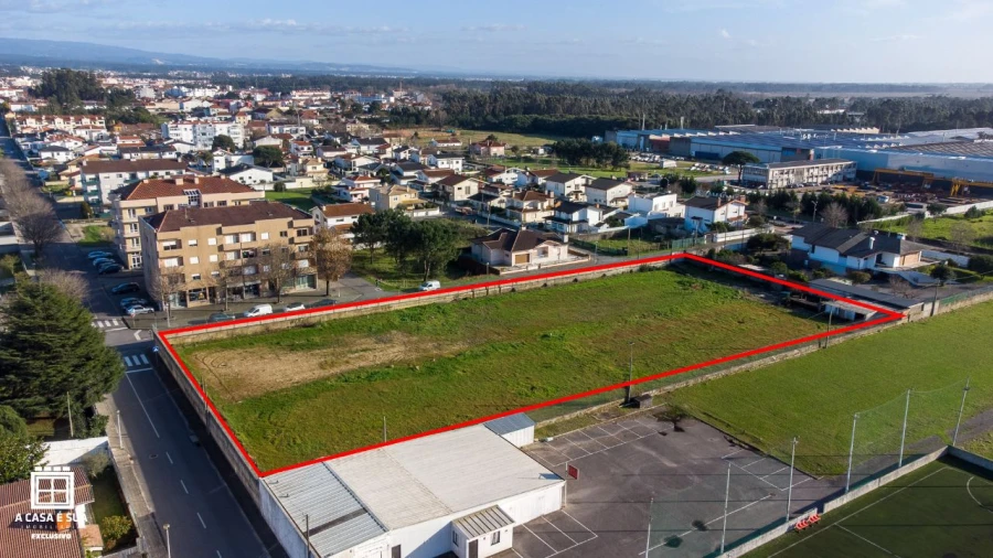 Terreno P/ Prédio para Venda em Ovar Foto 12