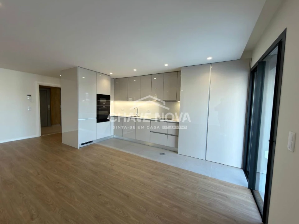 Apartamento T3 para Venda em Vila Nova de Gaia Foto 4