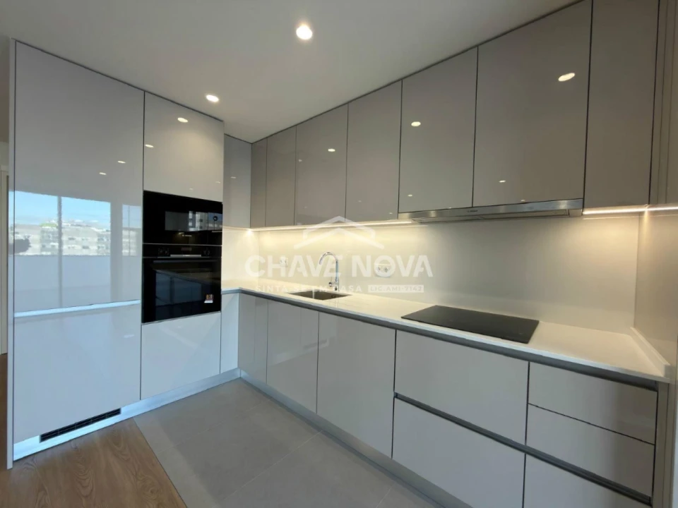 Apartamento T3 para Venda em Vila Nova de Gaia Foto 5