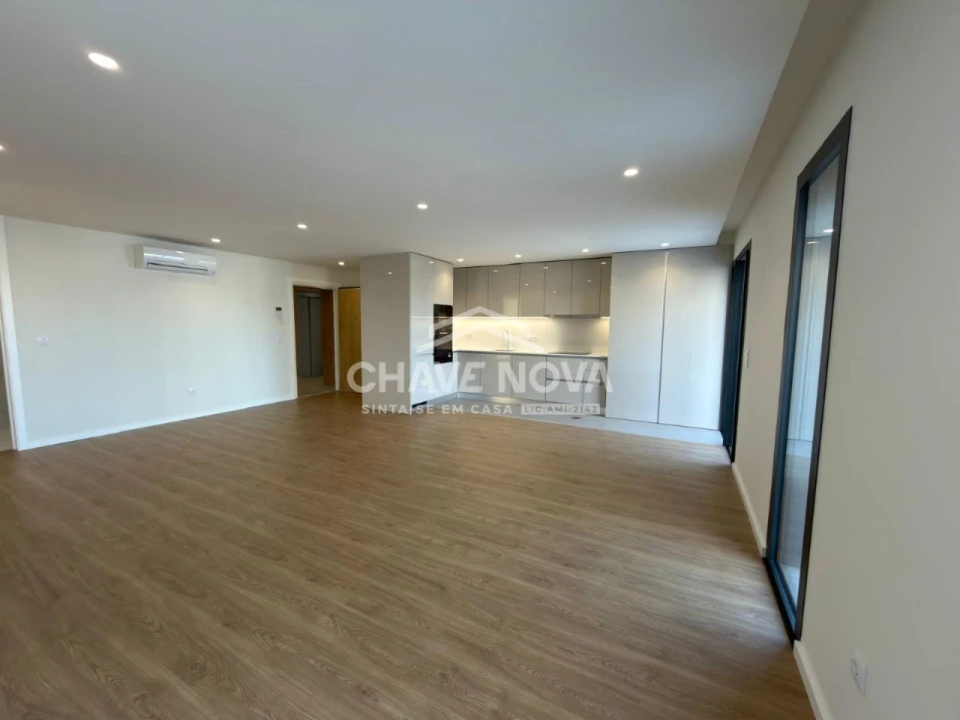 Apartamento T3 para Venda em Vila Nova de Gaia Foto 9