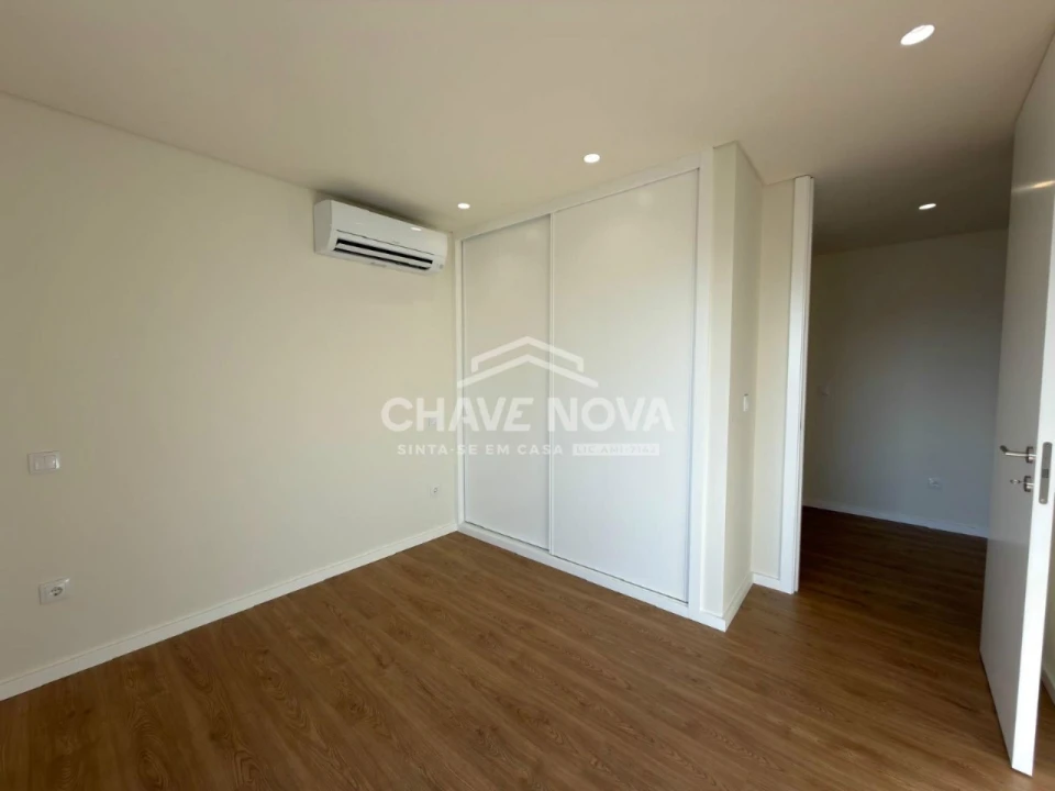 Apartamento T3 para Venda em Vila Nova de Gaia Foto 17