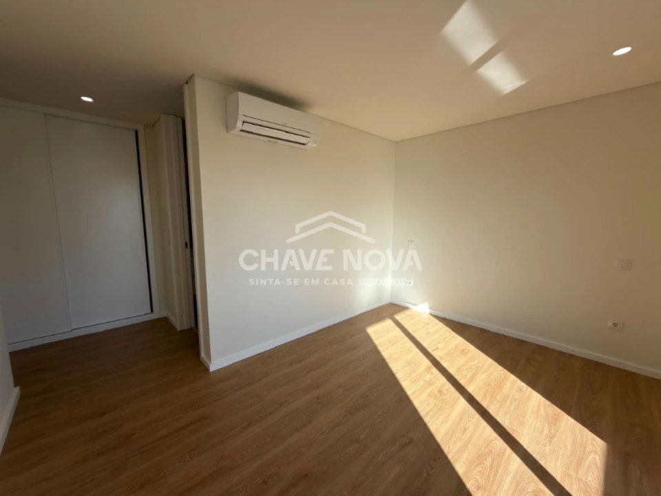 Apartamento T3 para Venda em Vila Nova de Gaia Foto 18