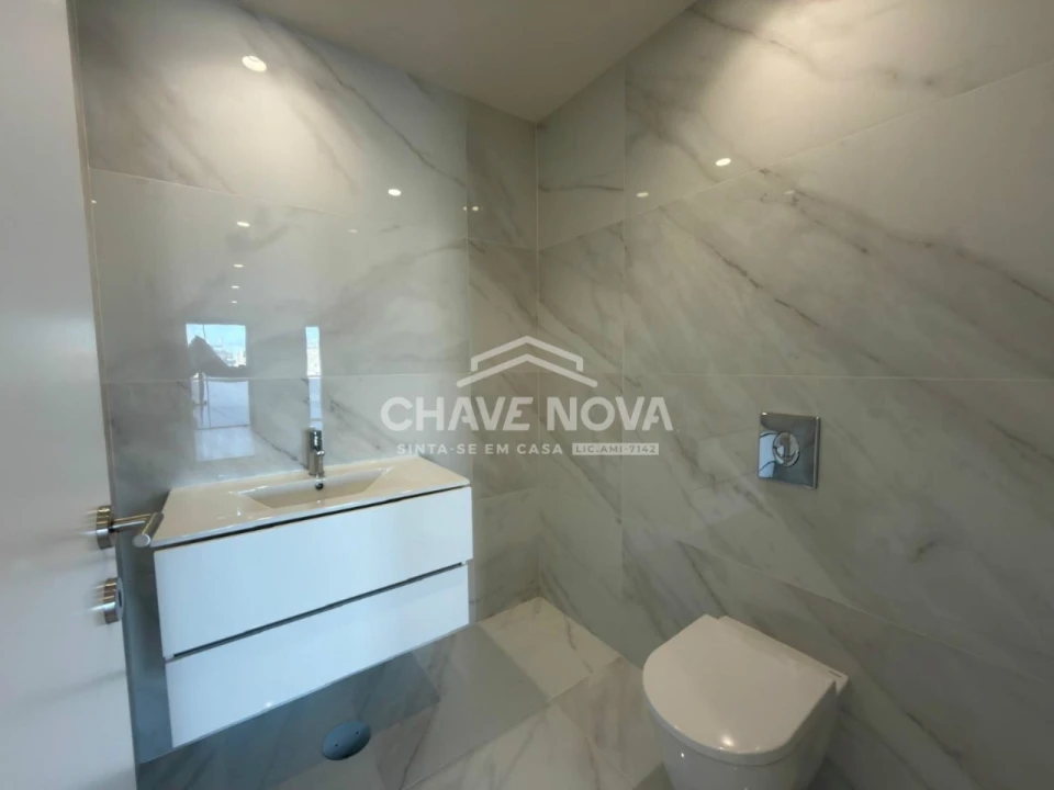 Apartamento T3 para Venda em Vila Nova de Gaia Foto 23