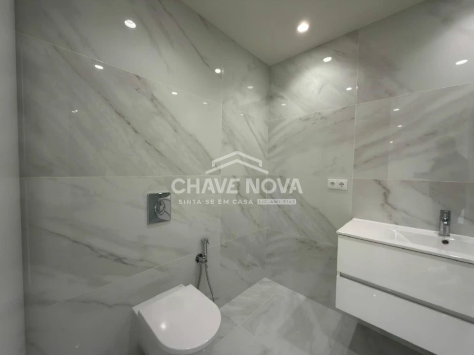 Apartamento T3 para Venda em Vila Nova de Gaia Foto 24