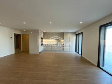 Apartamento T3 para Venda em Vila Nova de Gaia