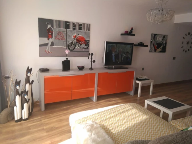 Apartamento T2 para Arrendamento em Monte Estoril Foto 8