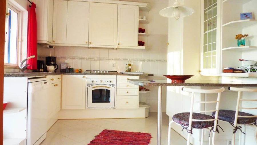 Moradia T3 para Arrendamento em Porches Velho Foto 9