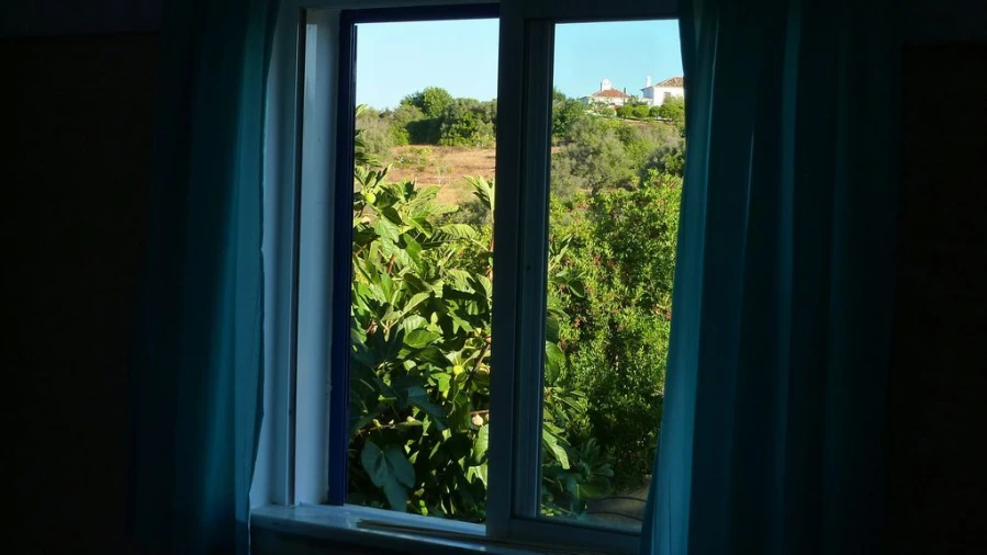 Moradia T3 para Arrendamento em Porches Velho Foto 18