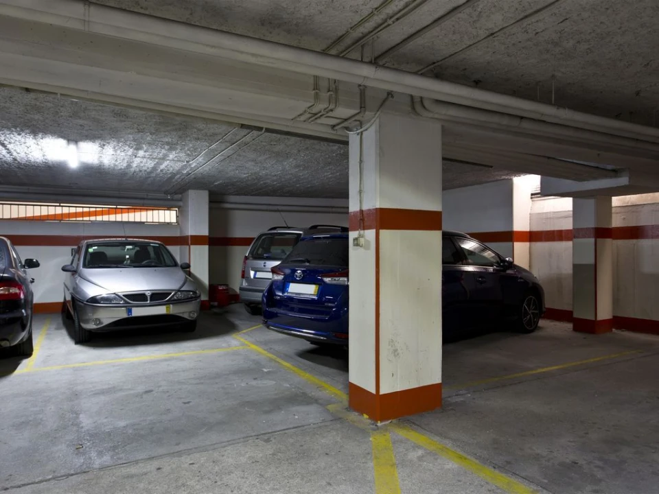 Apartamento T1 para Arrendamento em Porto Foto 6